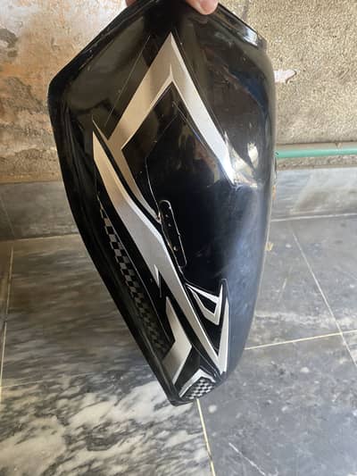 Fuel tank with customise sticker 125