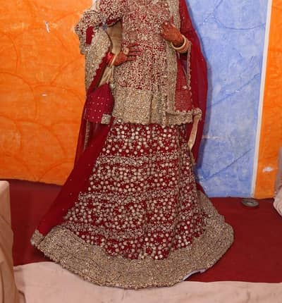 wedding dress