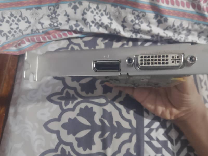 Nvidia Quadro k 600 4
