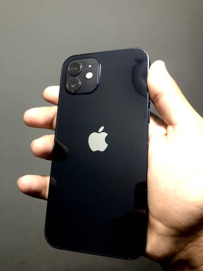 iPhone 12 full ok