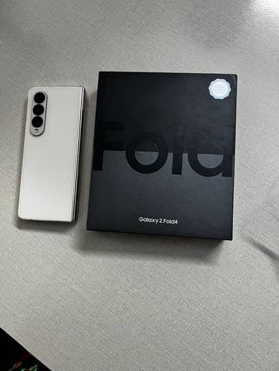 Samsung Mobile Z Fold 4
