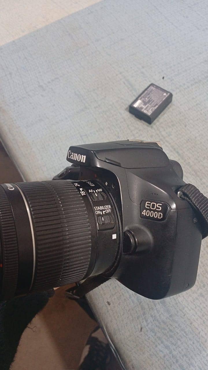 Canon EOS 4000D 2