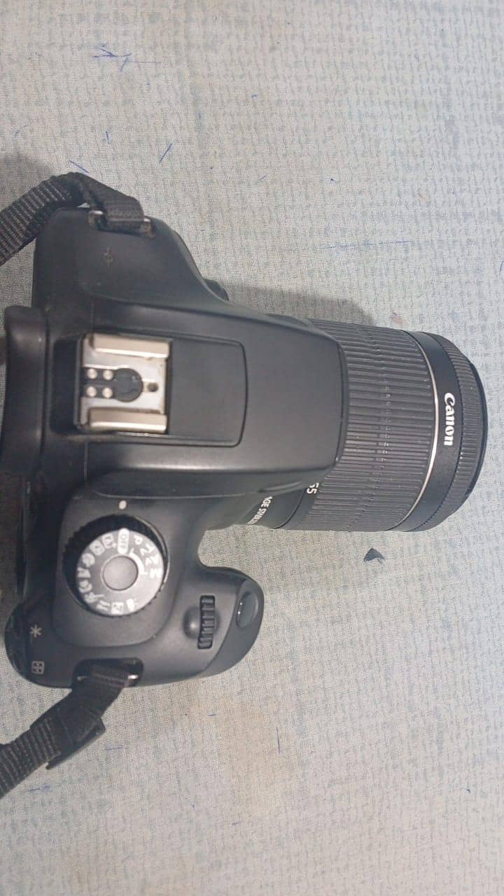 Canon EOS 4000D 6