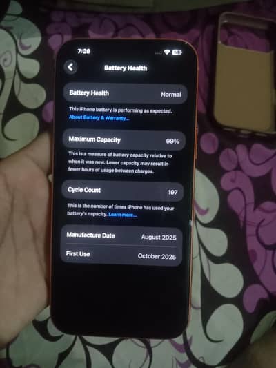 iphone 17 pro max with box and original cable