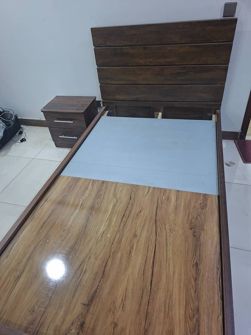 Single bed with side table 2