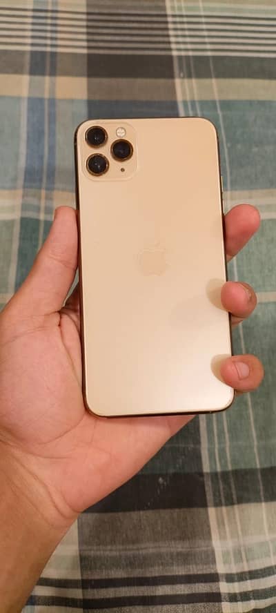 I phone 11 pro max pta approved  1 + e 91 %