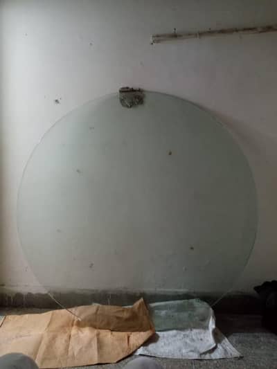 Round Glass 5 Feet - Dining Table