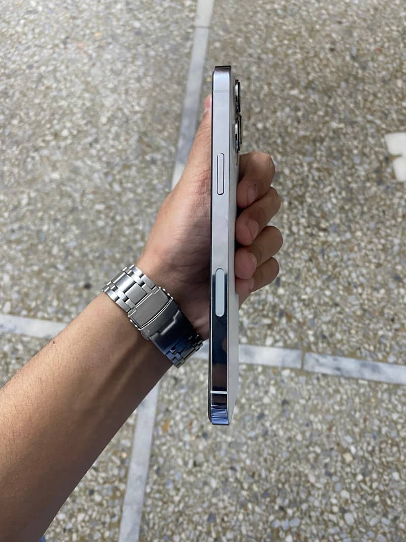 iphone 13 pro max 5