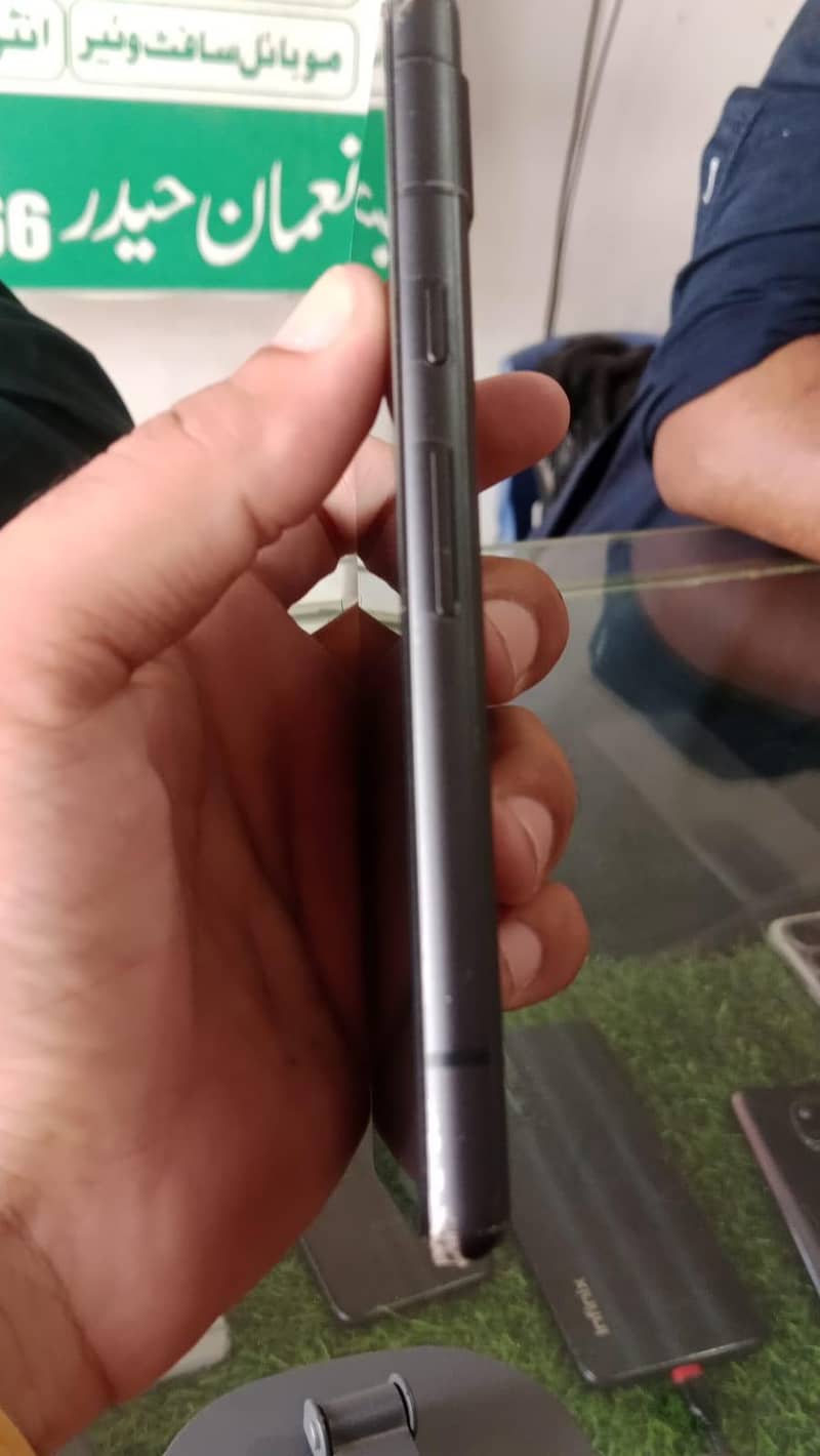 Google pixel 7A 2