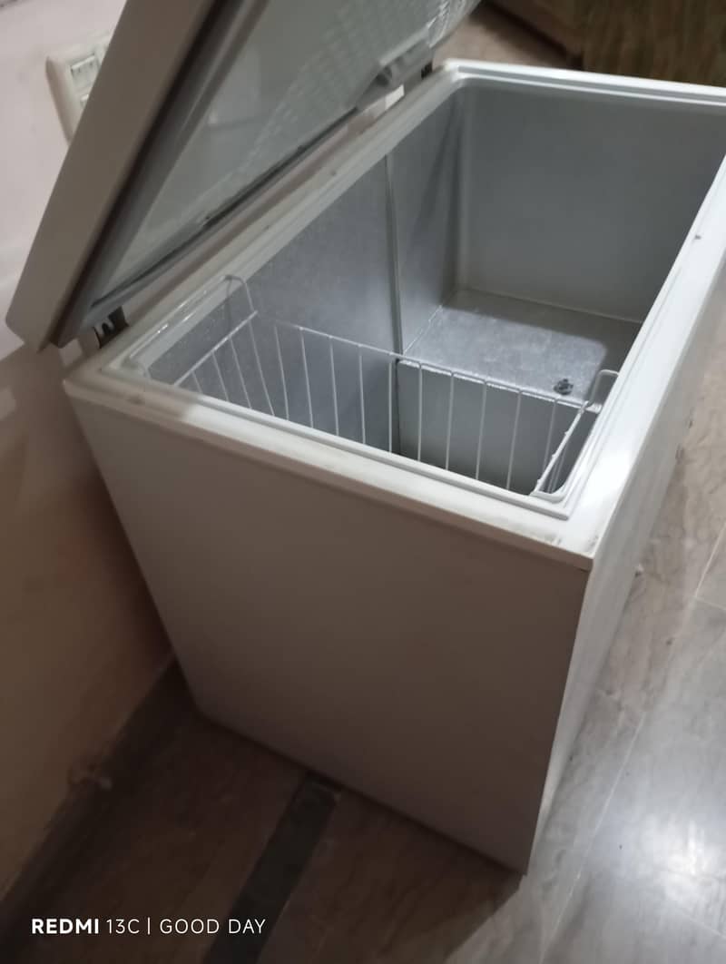 Deep Freezer Excellent Cooling 5