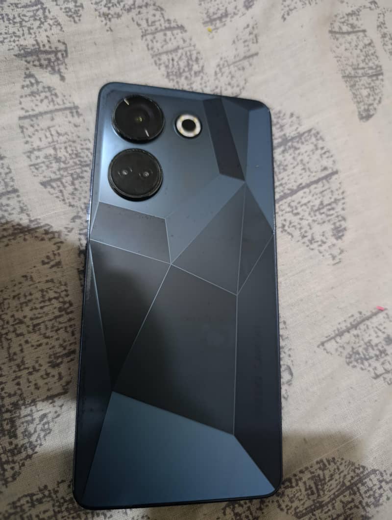 techno camon 20 pro 2