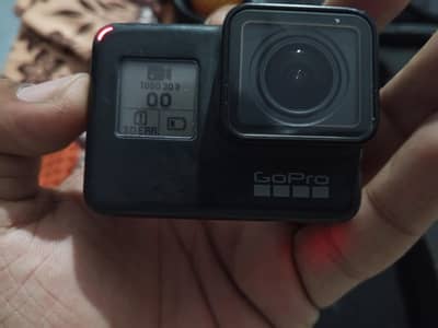 Gopro Hero 7 for sale with complete assasories
