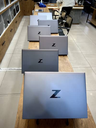 Hp zbookfirefly 14 G8 corei5.11thGen-8Gb Ram -256gb Ssd
