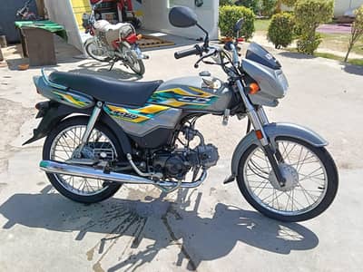 HONDA CD 79 DREAM SILVER COLOUR