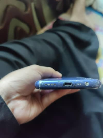 realme c12
