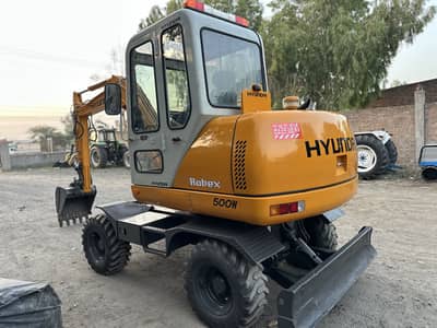 Hyundai 55