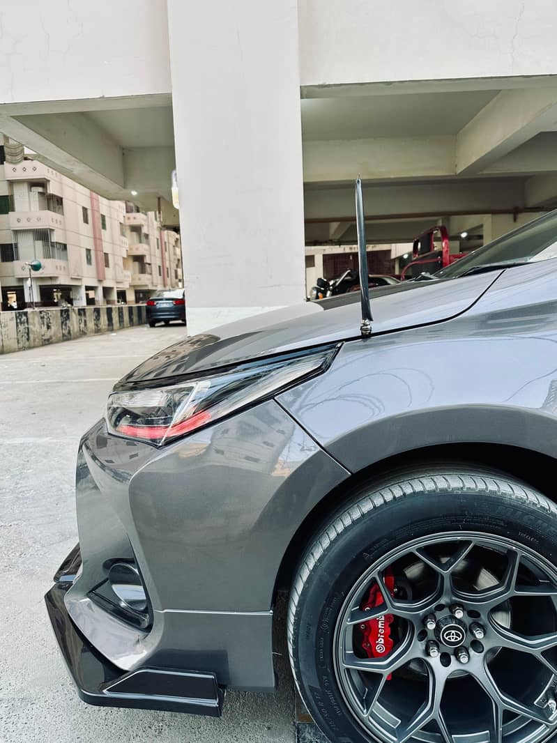 Altis 0