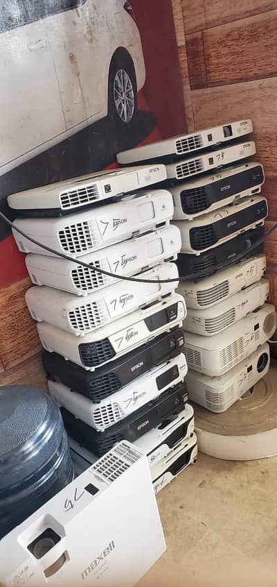 Epson Banq Sony Panasonic Hitachi NEC Projector Available