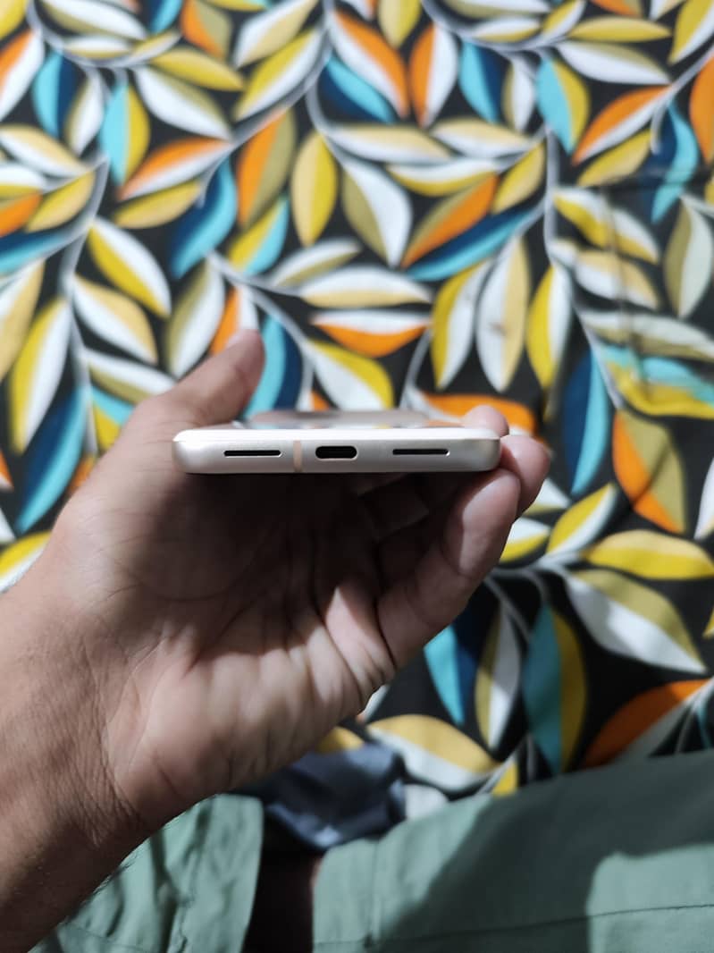 Google pixel 8 2