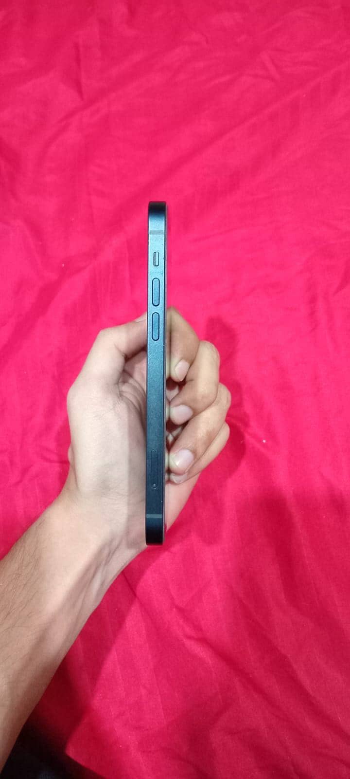 iPhone 12 4