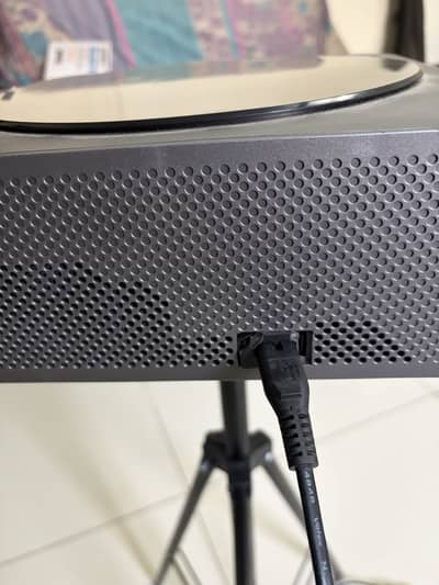 OIC Glye multimedia 4K projector.