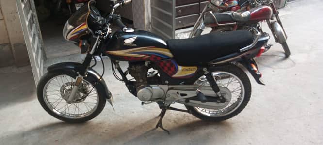 Honda Deluxe 125