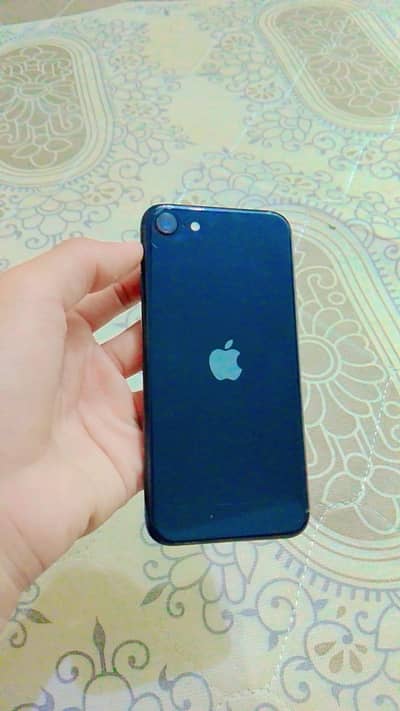 iPhone SE 3 like new condition