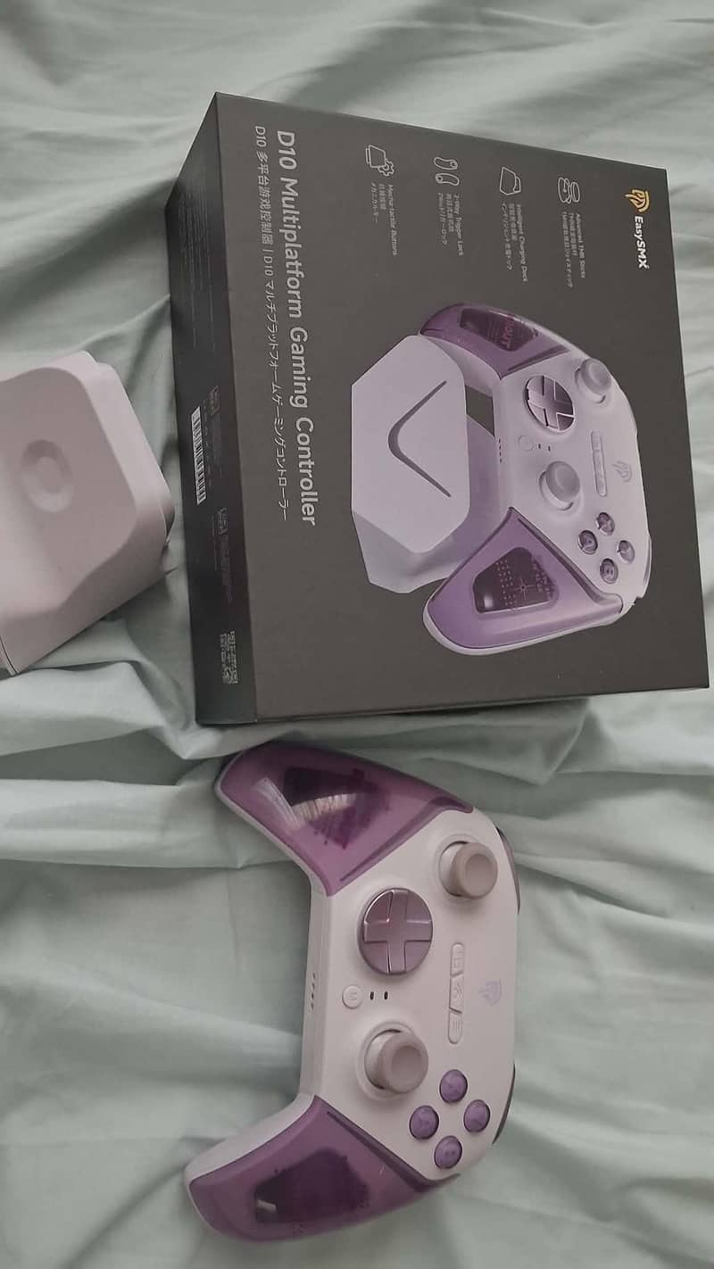 D10 Multiplatform Gaming Controller 2