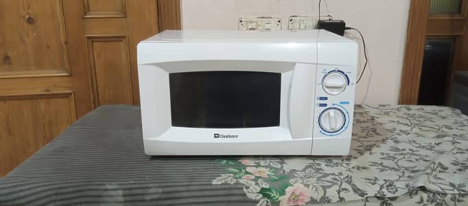 Dawlance Microwave