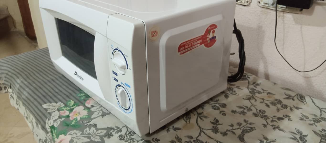 Dawlance Microwave 3
