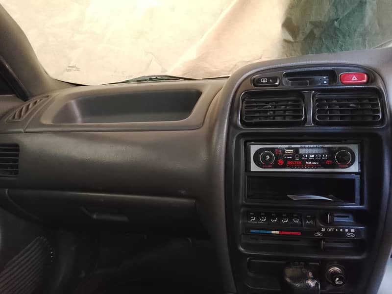 baleno 2002 model 13