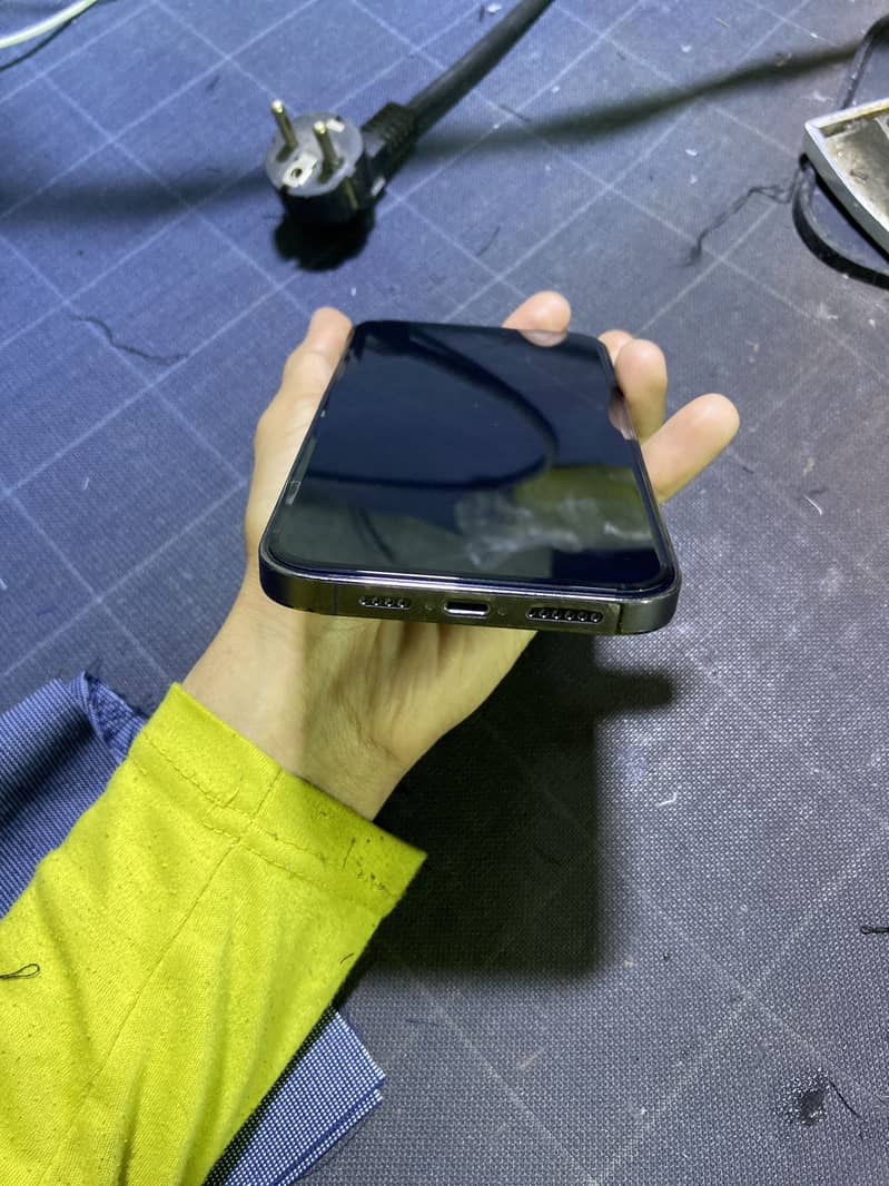 iphone 14 pro max 8
