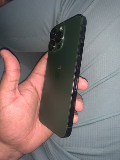 iPhone 13pro green color 128gb / 2month e-sim working // water pack