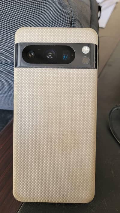 Google pixel 8 pro (cp)