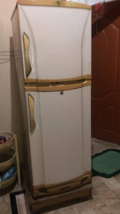 pel fridge all ok no any kind of fault perfectly working