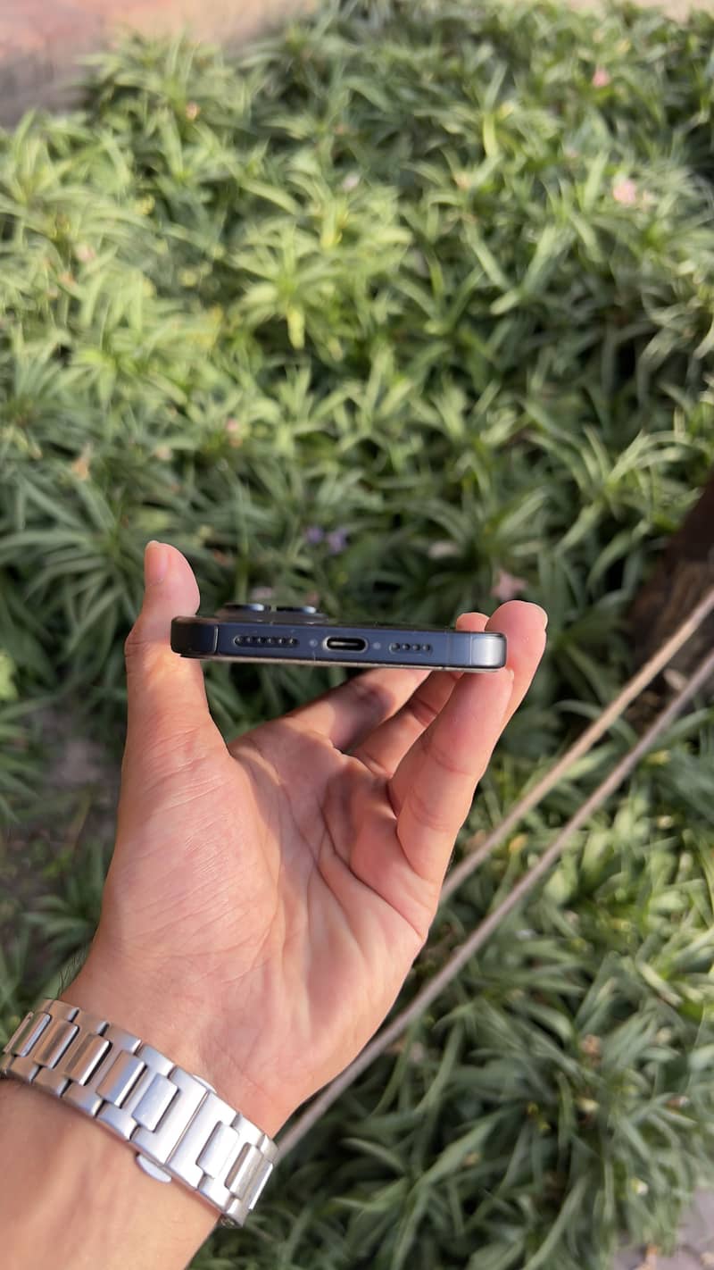 Iphone 15 pro max 5