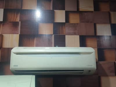 Acson 1Ton good working condition,Gas full ha,No fault