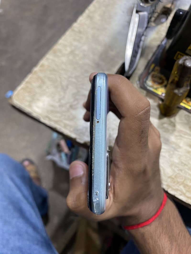 Vivo y21s 5