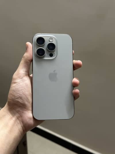 Iphone 15 pro [bypass]