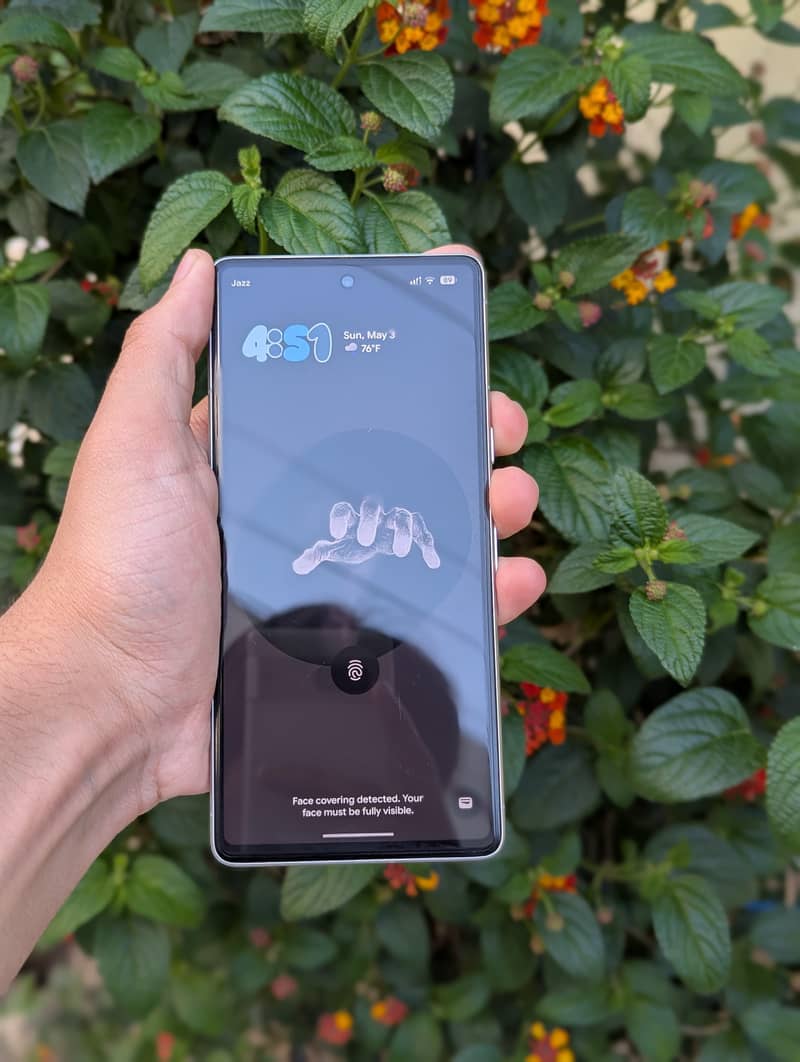 Google Pixel 7 10/10 Condition 7