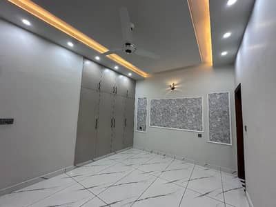 5.50 Marla Luxury House Available For Sale in Khayaban E Green Prime Location Satiana Road Faisalabad