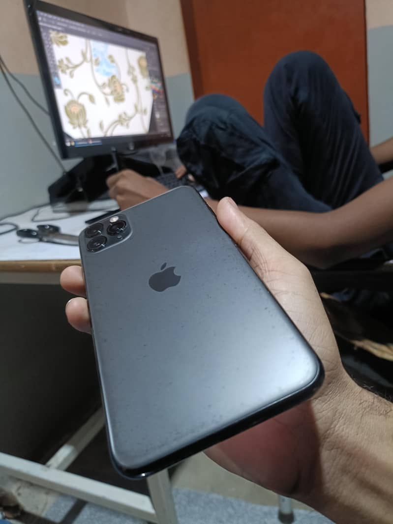 iphone 11 pro max 0