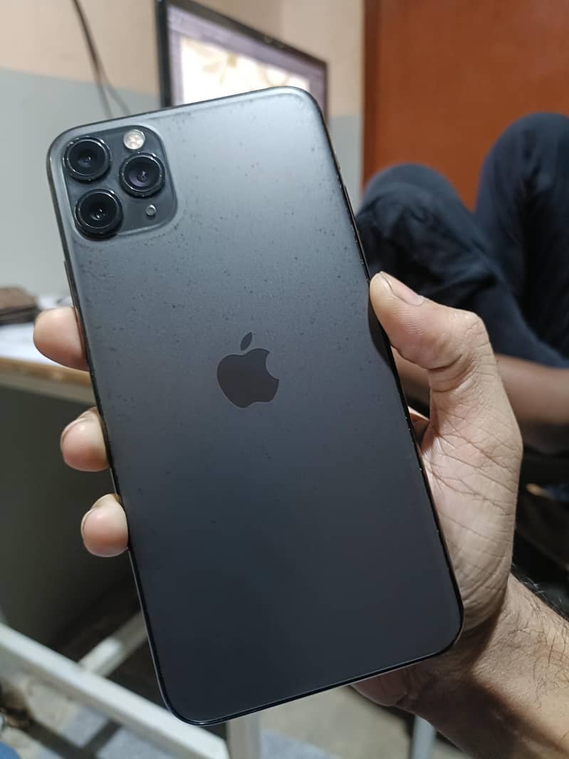 iphone 11 pro max 1