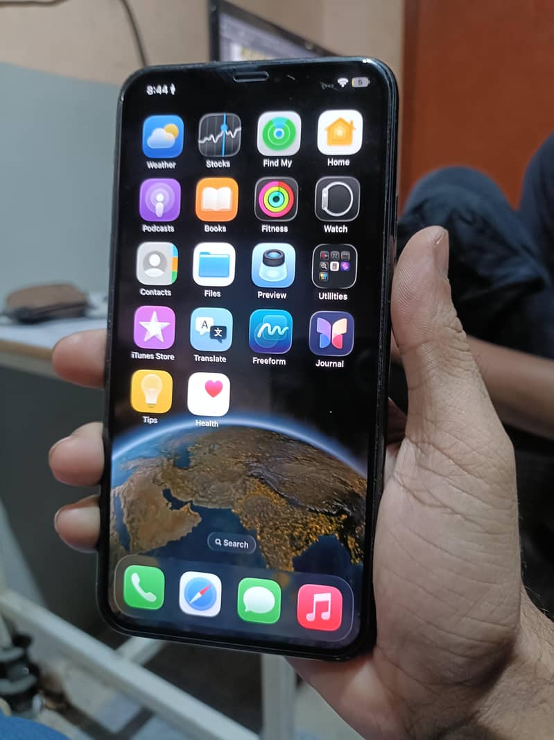 iphone 11 pro max 5