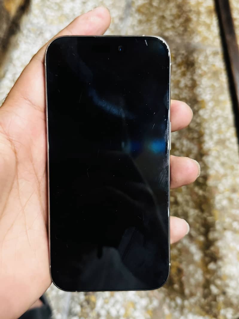 Iphone 15 pro 6