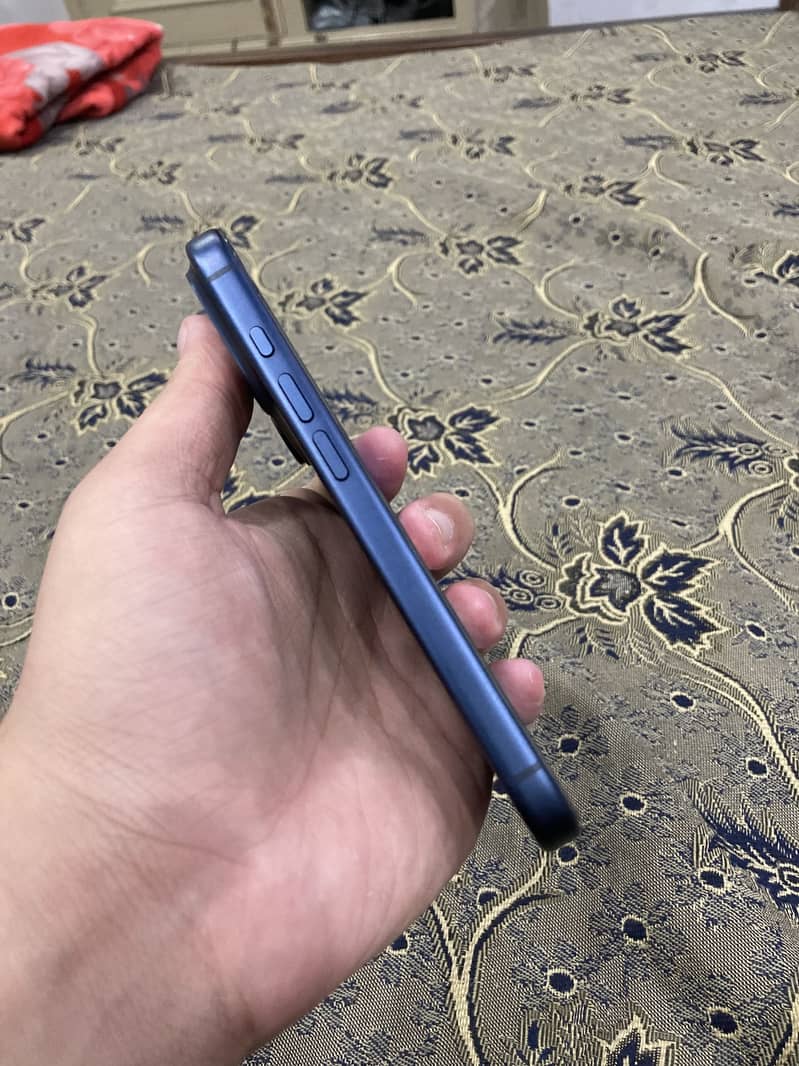 iPhone 17 pro 256gb water pack 1