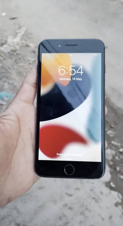 I phone 7+ pta approved 10/8 condition all ok only mobile