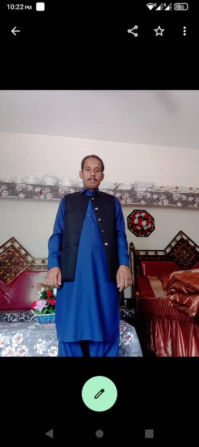 aneed a job