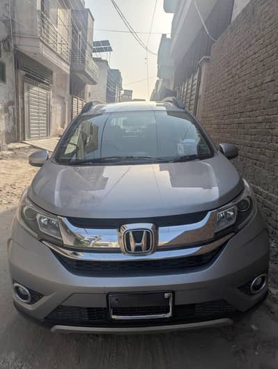Honda BRV best seedan car urgent for sale