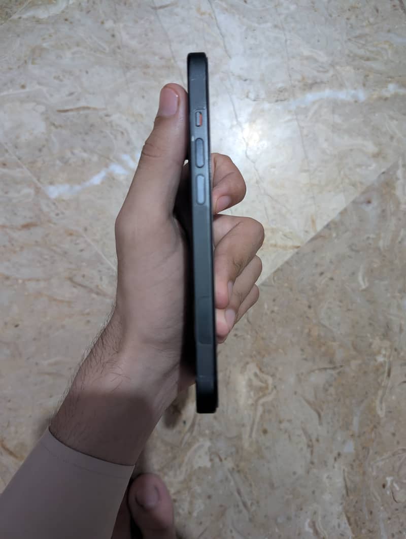 Used iPhone 3